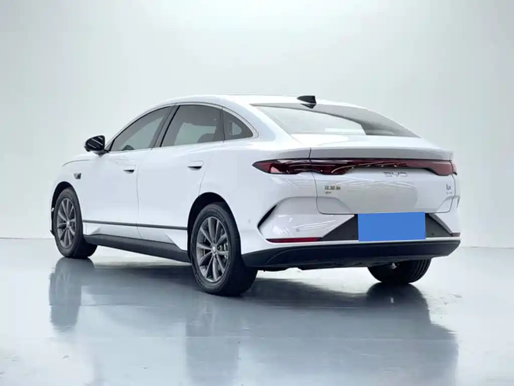 BYD Qin L 2026 — фото 4
