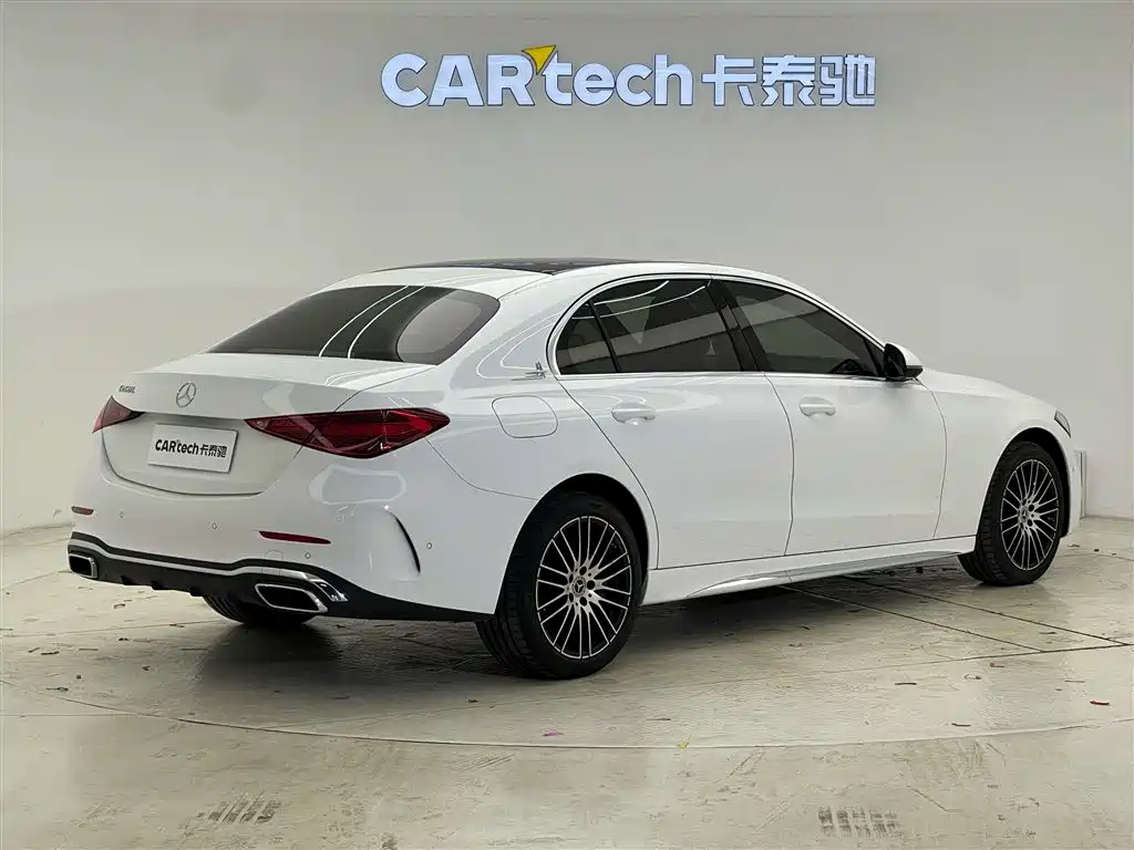 Mercedes-Benz C-Class 2025 — фото 5