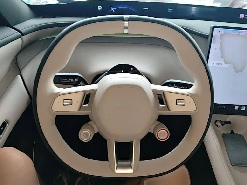 Xiaomi YU7 2025 — фото 11