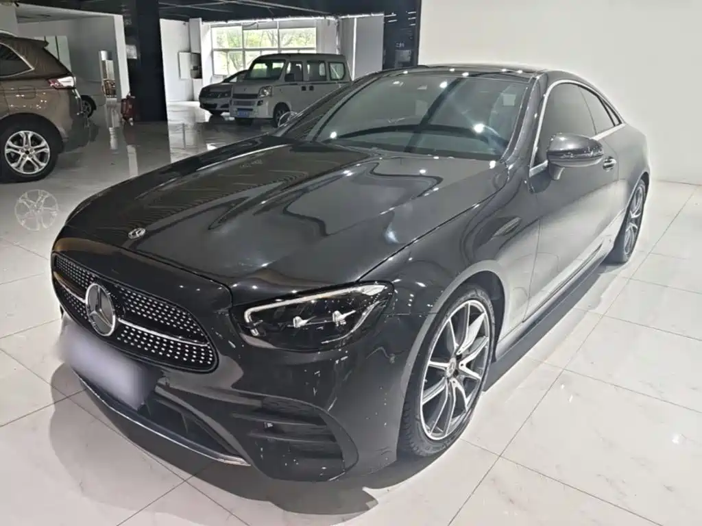 Mercedes-Benz E-Class 2021