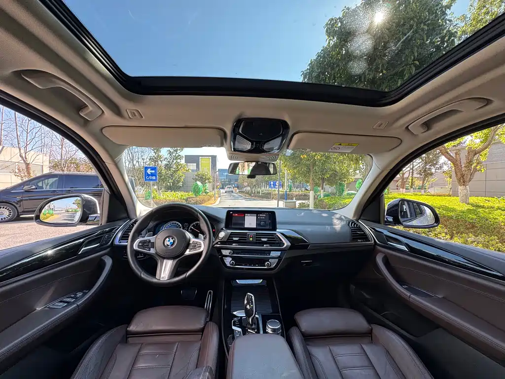 BMW X3 2019 — фото 12