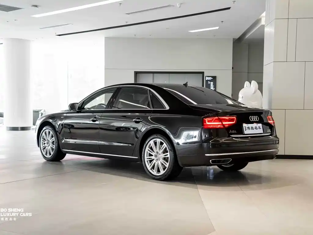 Audi A8 2012
