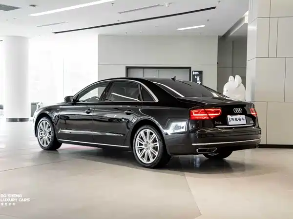 Audi A8 2012