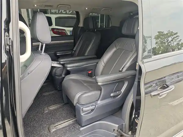 GAC Trumpchi M8 2024