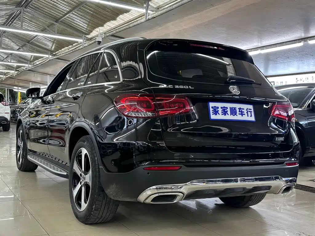 Mercedes-Benz GLC 2022 — фото 6
