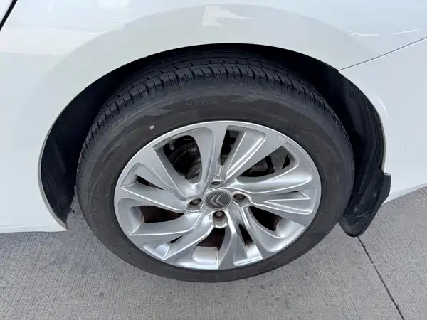 Citroën C4L 2013