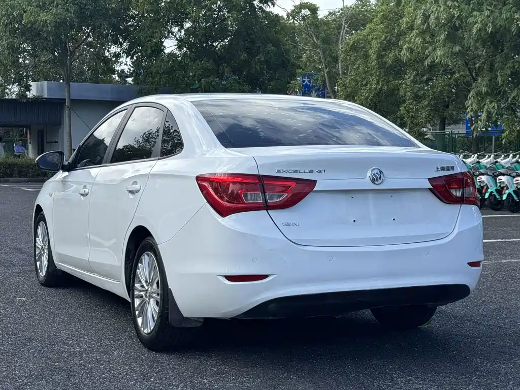 Buick Excelle GT 2015 — фото 3