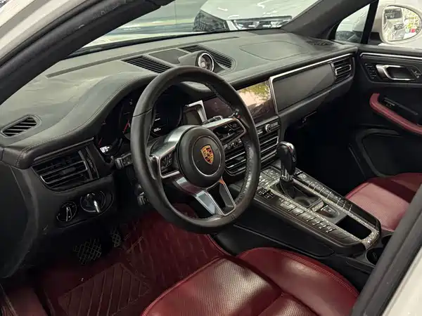 Porsche Macan 2020
