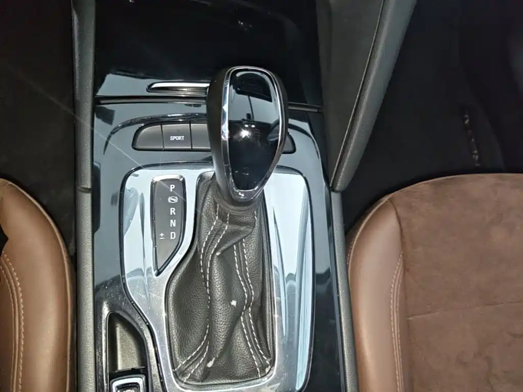 Buick Regal 2018 — фото 14