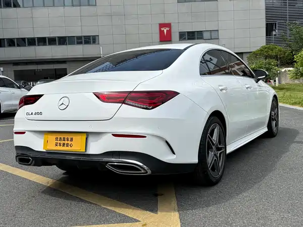 Mercedes-Benz CLA 2022