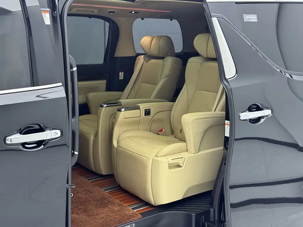 Toyota Alphard 2019 — фото 10
