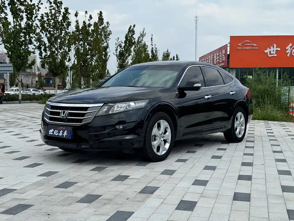Honda Crosstour 2012 — фото 1