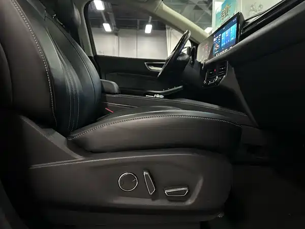 Ford Edge 2021