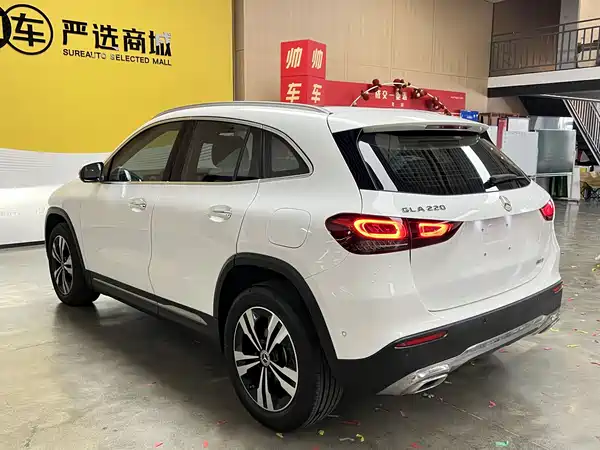 Mercedes-Benz GLA 2023