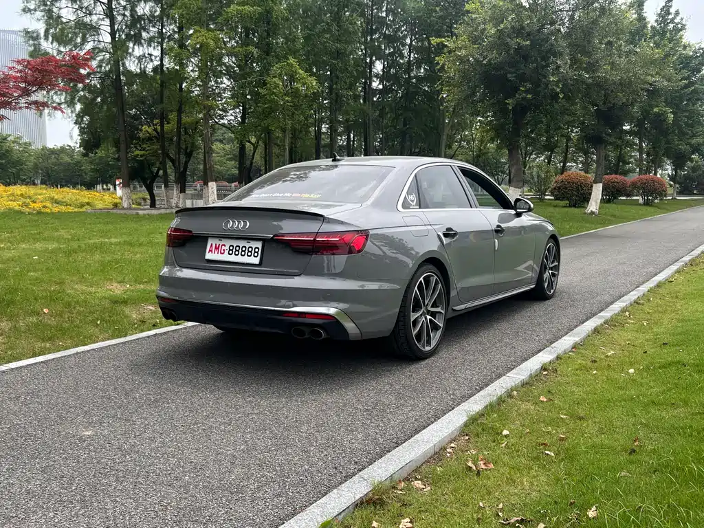 Audi S4 2021 — фото 10