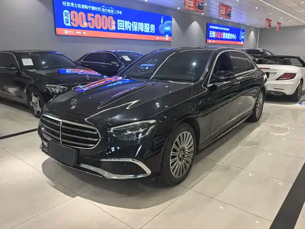 Mercedes-Benz E-Class 2022