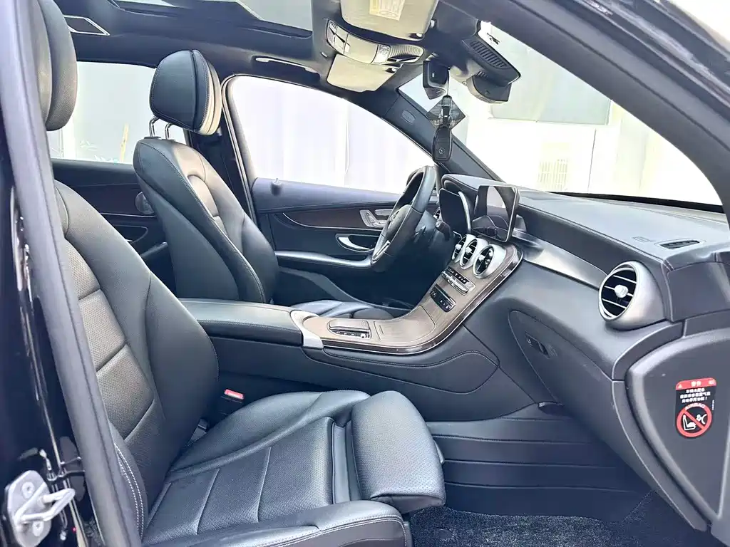 Mercedes-Benz GLC 2020 — фото 11