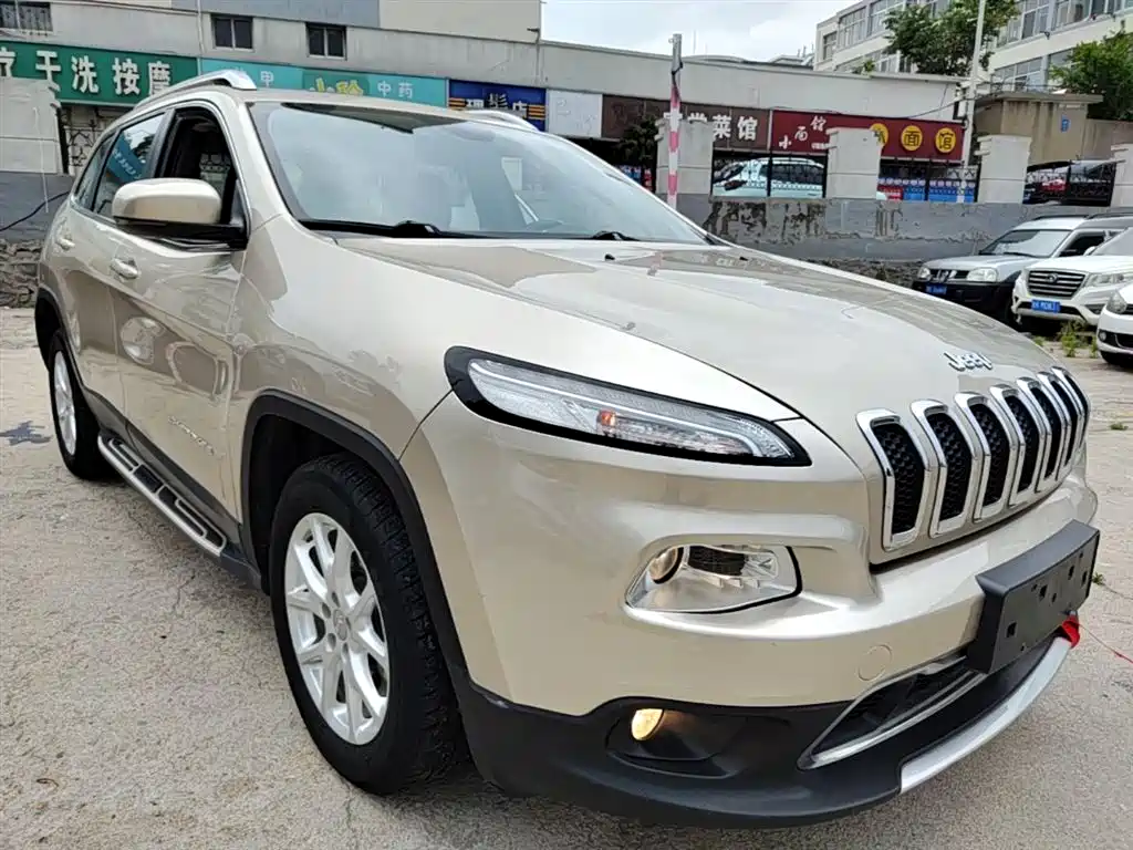 Jeep Cherokee 2018 — фото 4