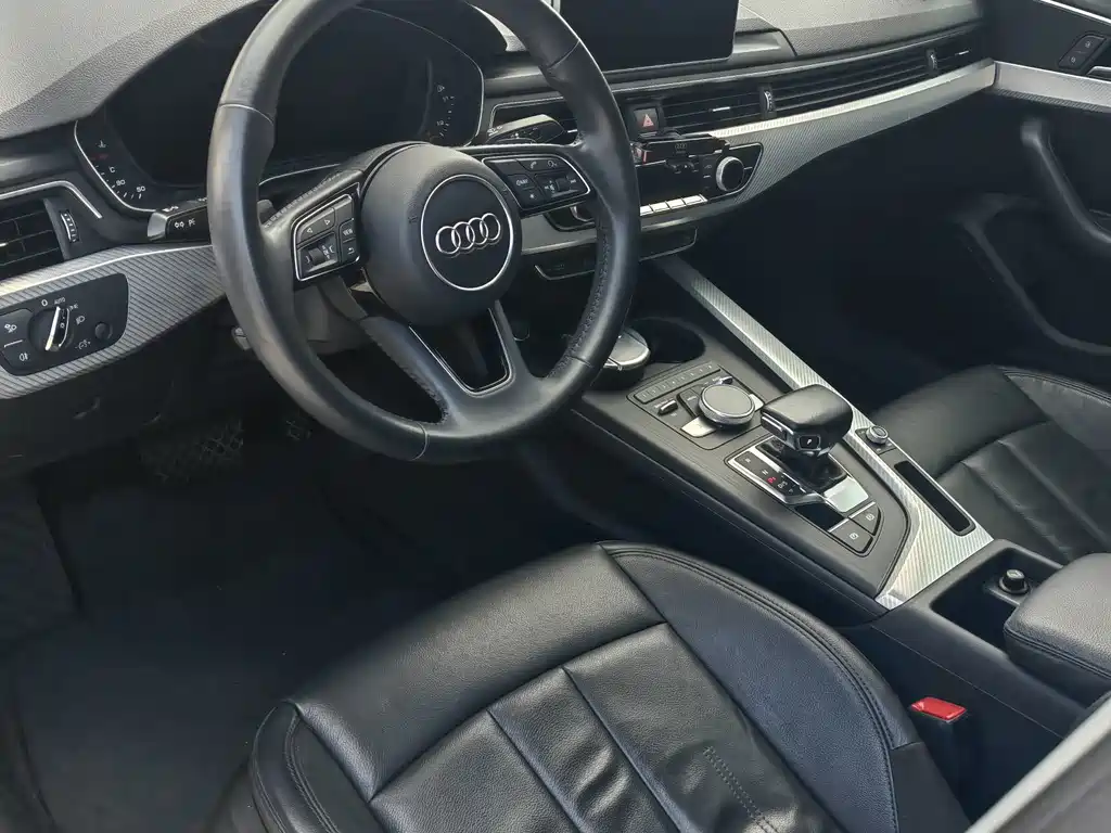 Audi A4L 2018 — фото 5