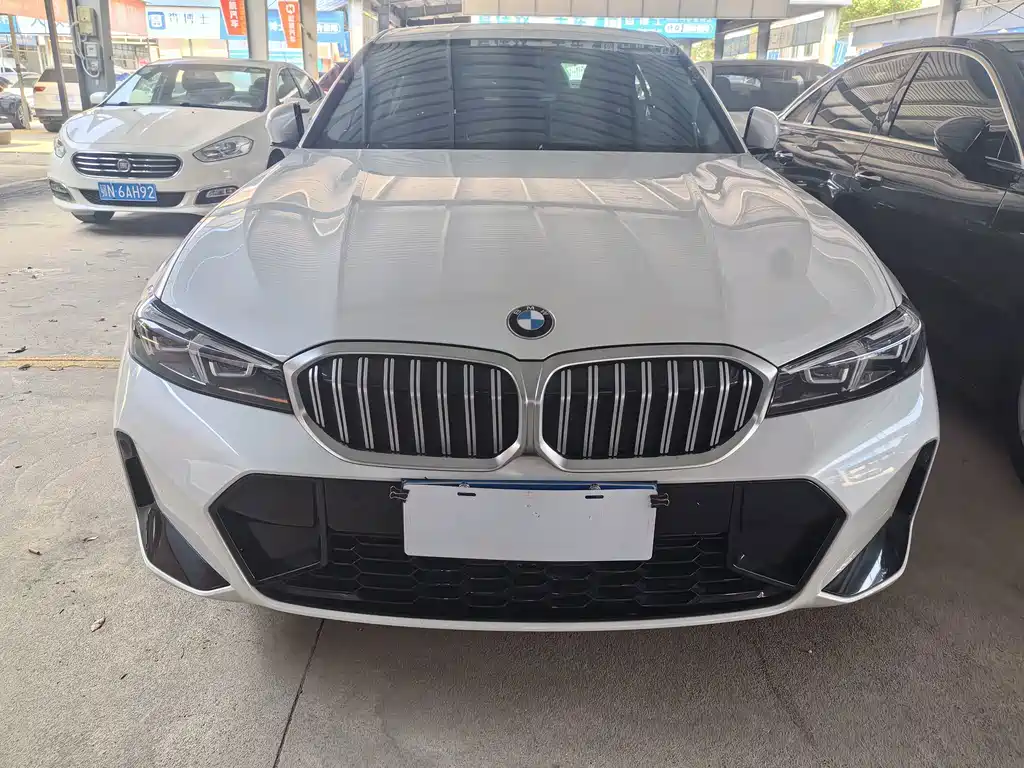 BMW 3 Series 2024