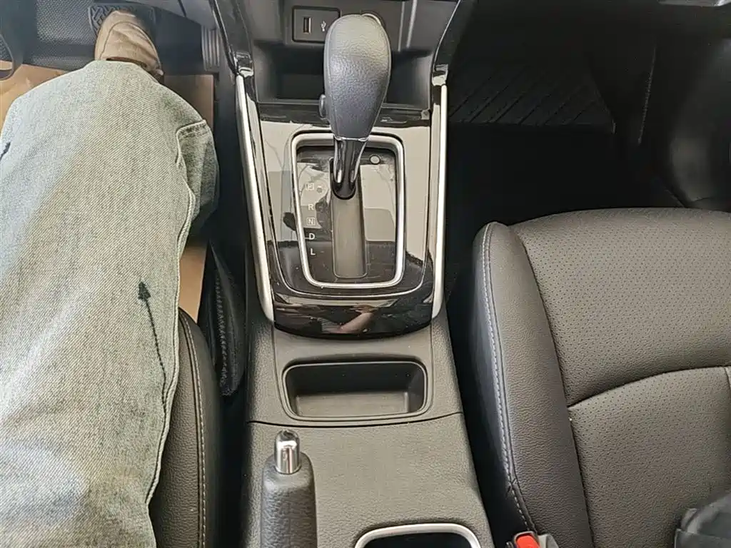 Nissan Sylphy 2020 — фото 14