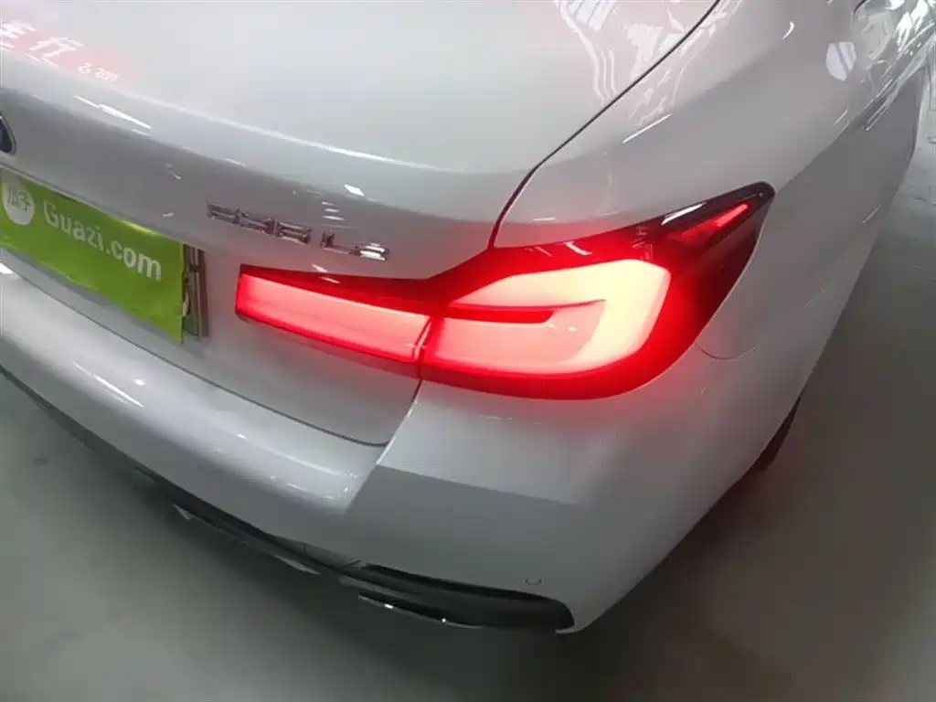 BMW 5 Series New Energy 2021 — фото 8