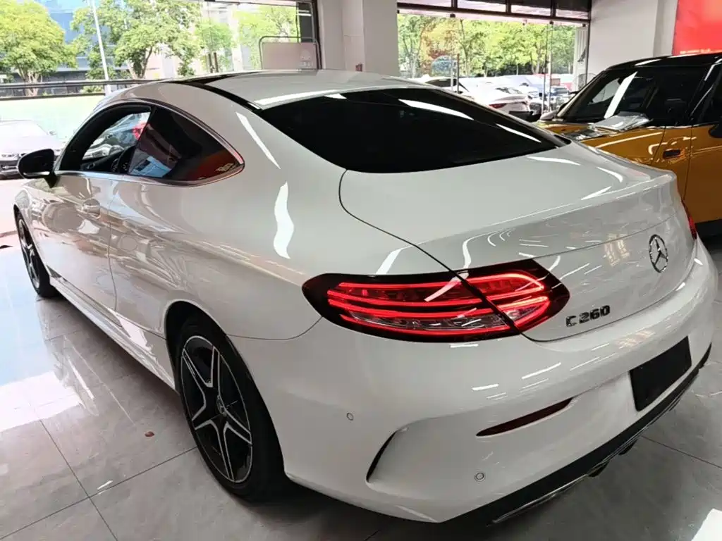 Mercedes-Benz C-Class 2020