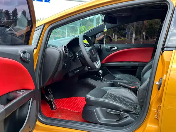 SEAT LEON 2013