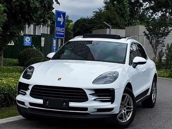 Porsche Macan 2020