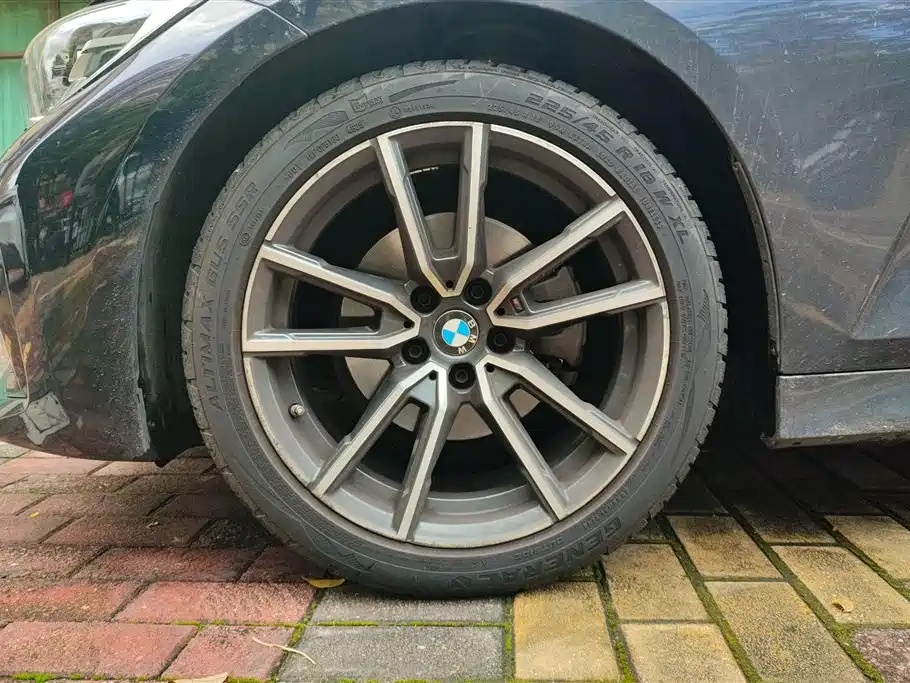 BMW 3 Series 2021