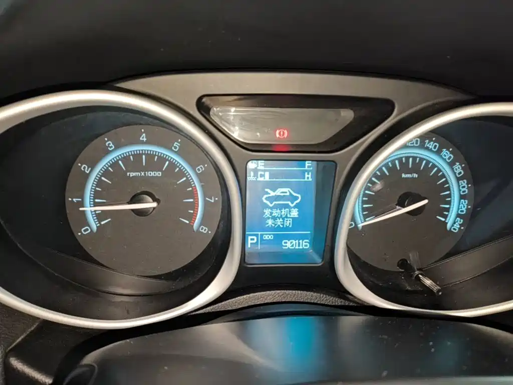 GAC Trumpchi GS5 2015 — фото 12