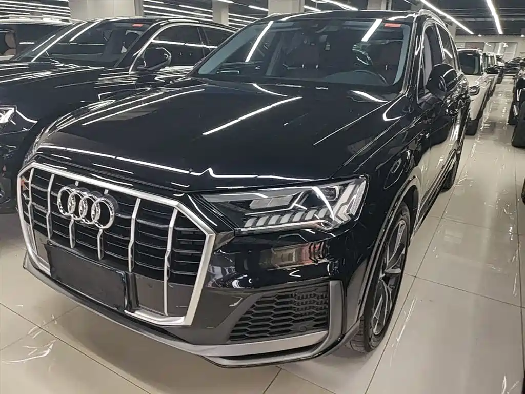 Audi Q7 2020 — фото 2