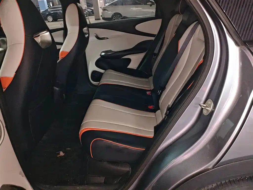 BYD Dolphin 2022 — фото 17