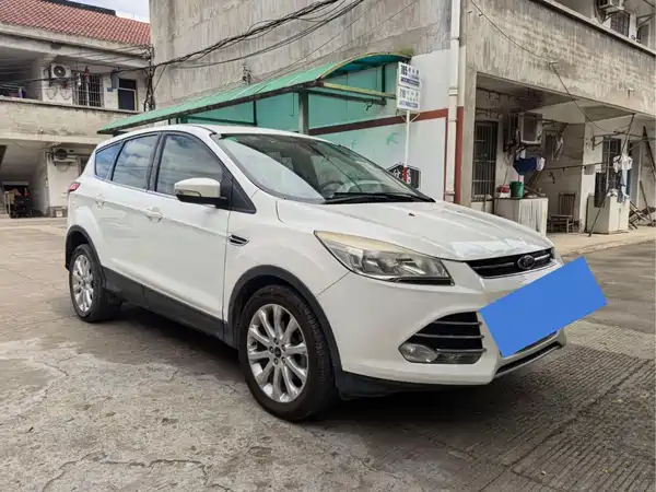 Ford Kuga 2014