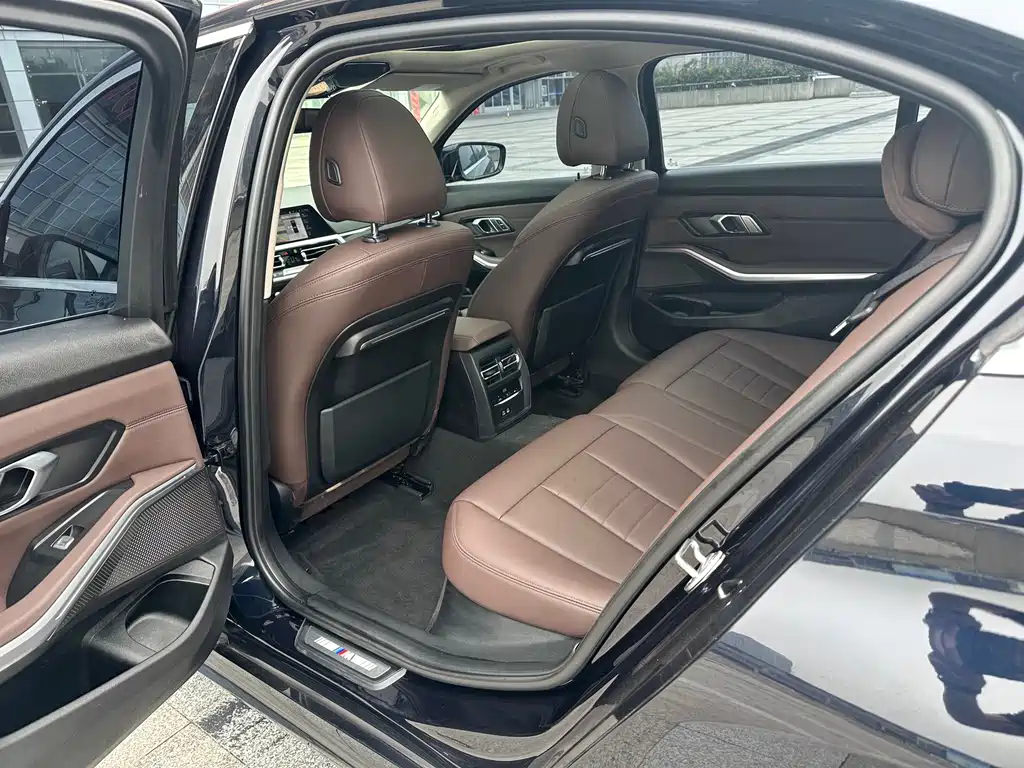 BMW 3 Series 2020 — фото 14