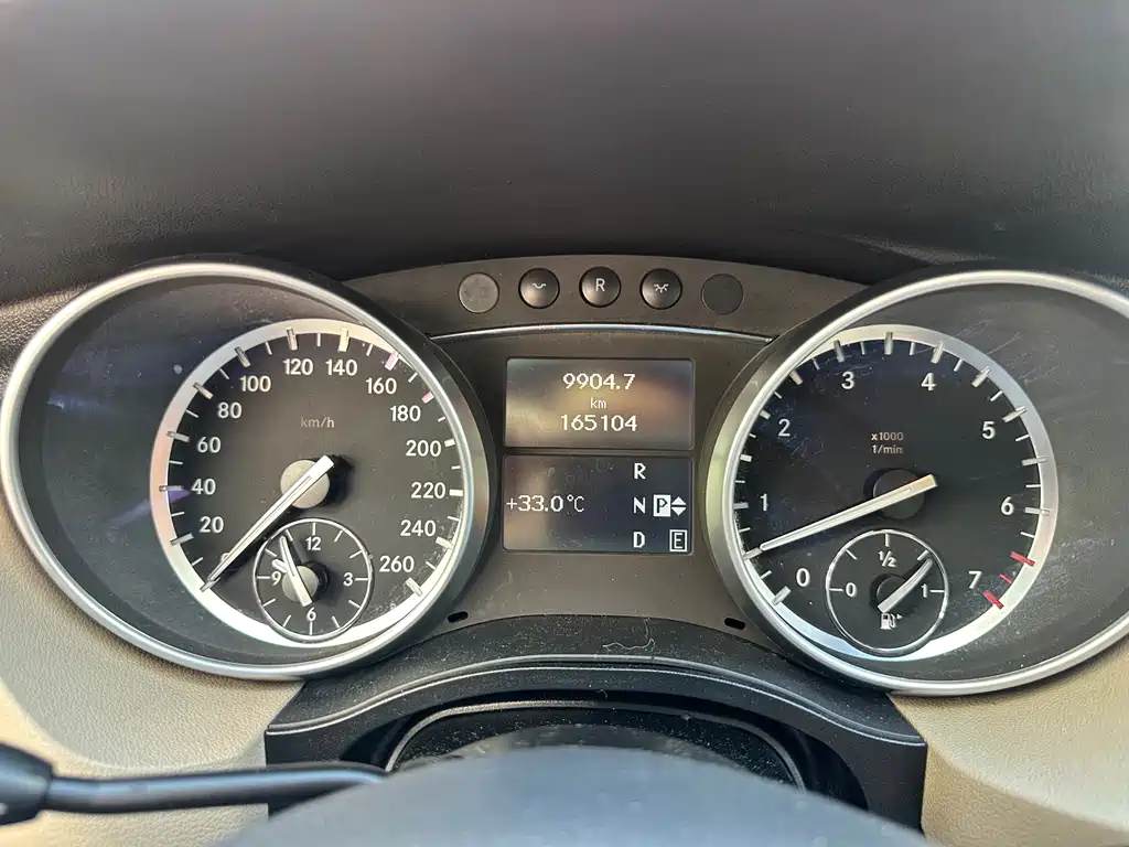 Mercedes-Benz R-Class 2014 — фото 12