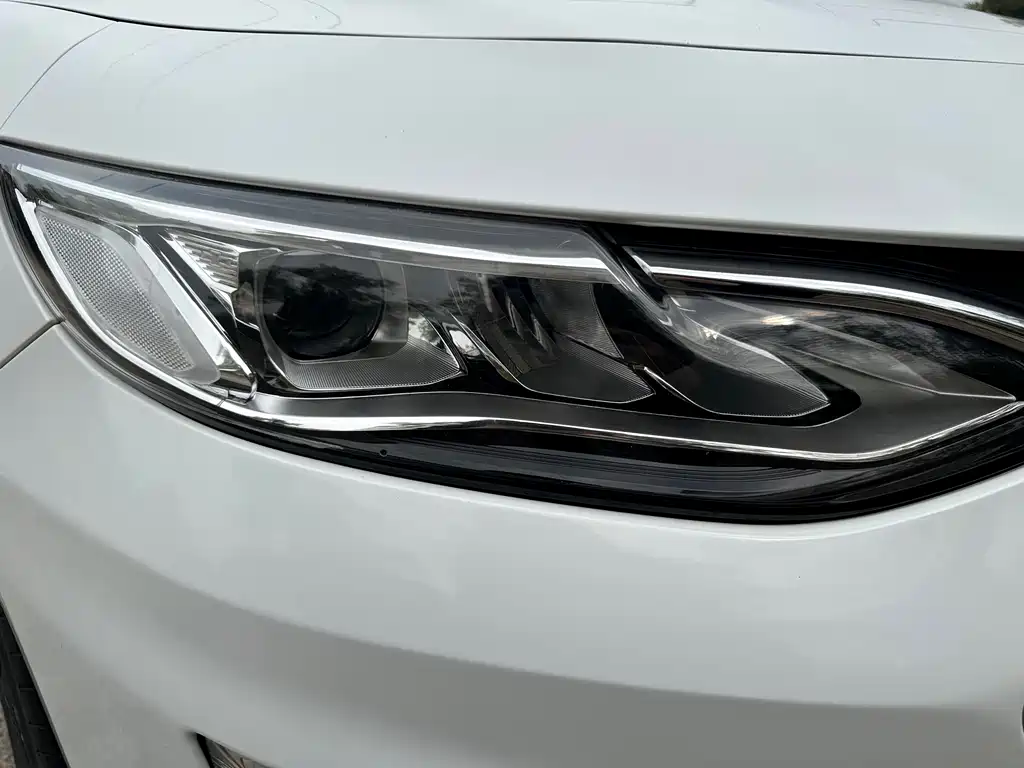Chevrolet Malibu XL 2019 — фото 22