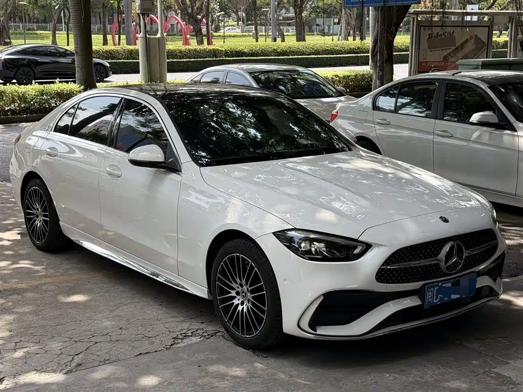 Mercedes-Benz C-Class 2022 — фото 3