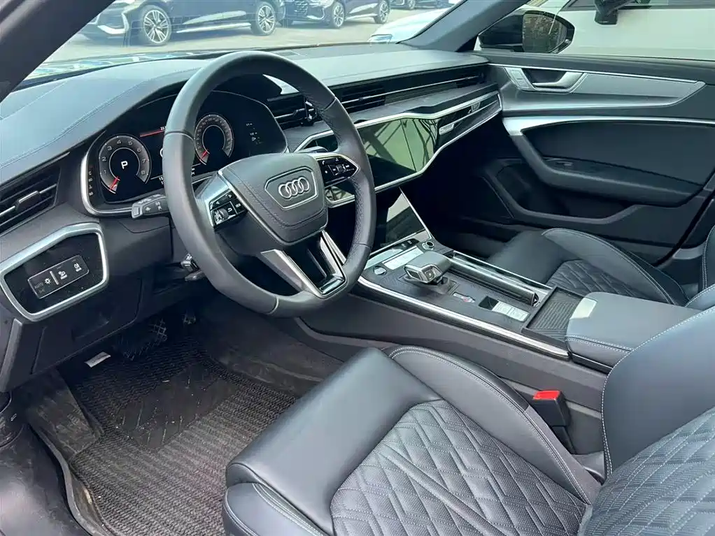 Audi A6L 2025
