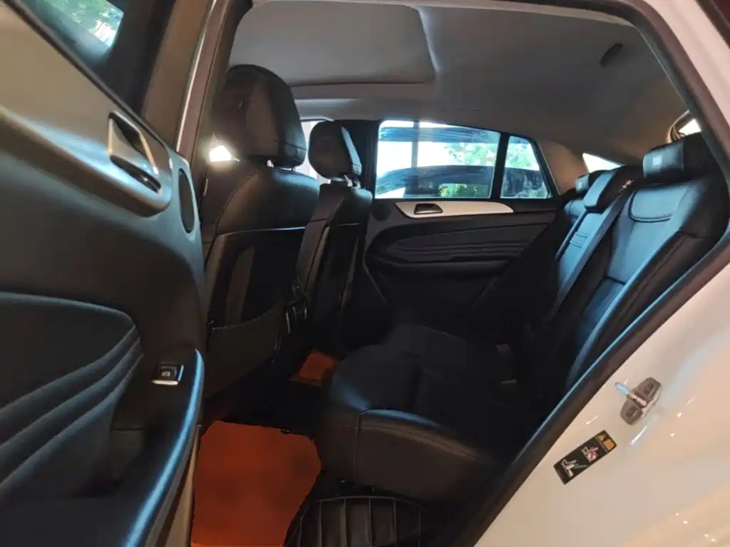 Mercedes-Benz GLE 2015 — фото 17