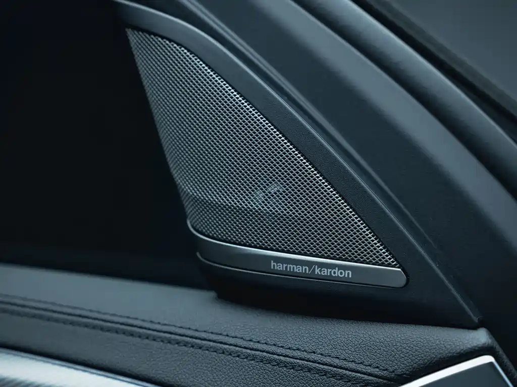 BMW M5 2019 — фото 18