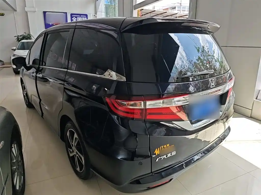 Honda Odyssey 2018 — фото 5