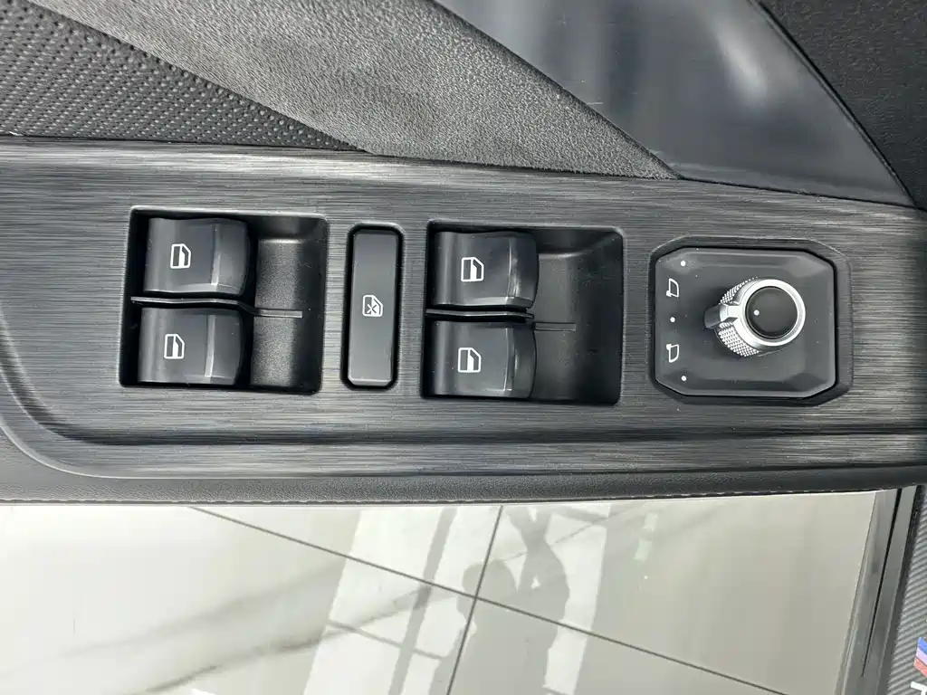 Haval H6 2023 — фото 12
