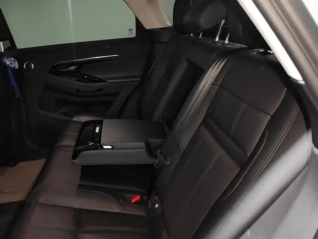 Land Rover Evoque 2021 — фото 17