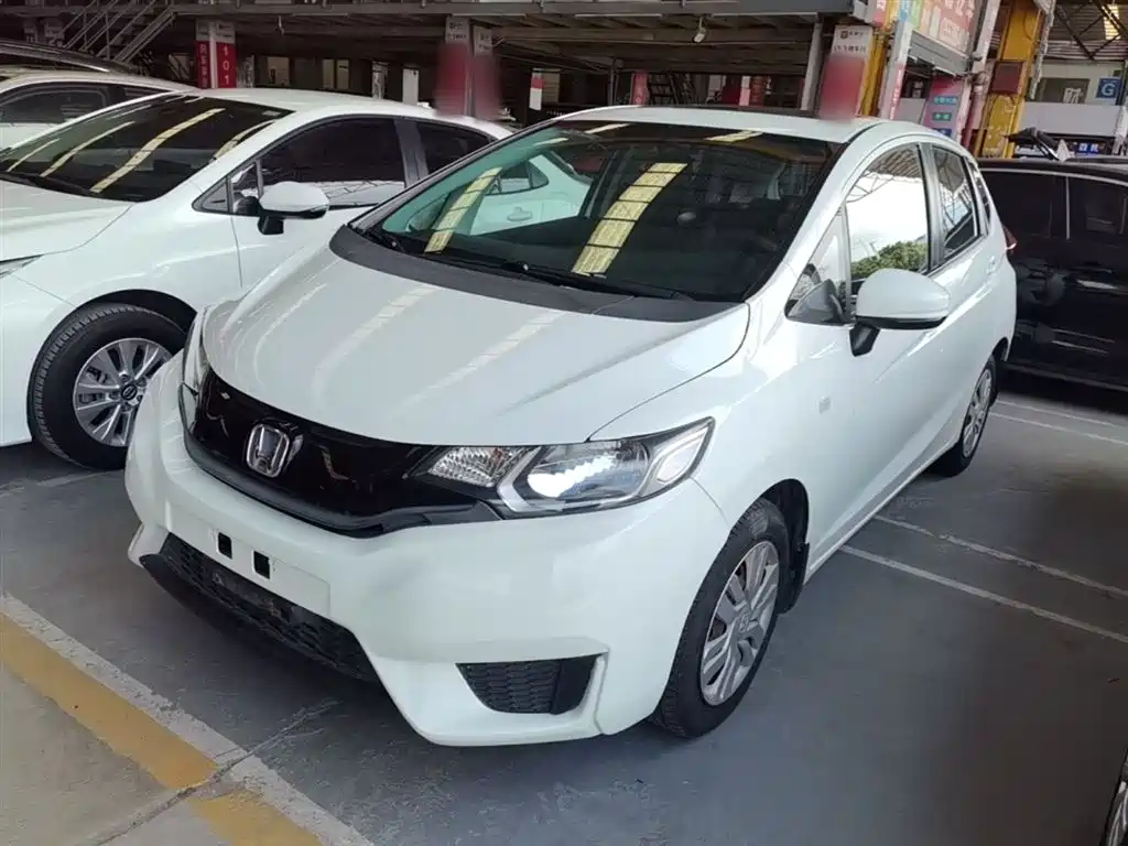 Honda Fit 2017 — фото 1