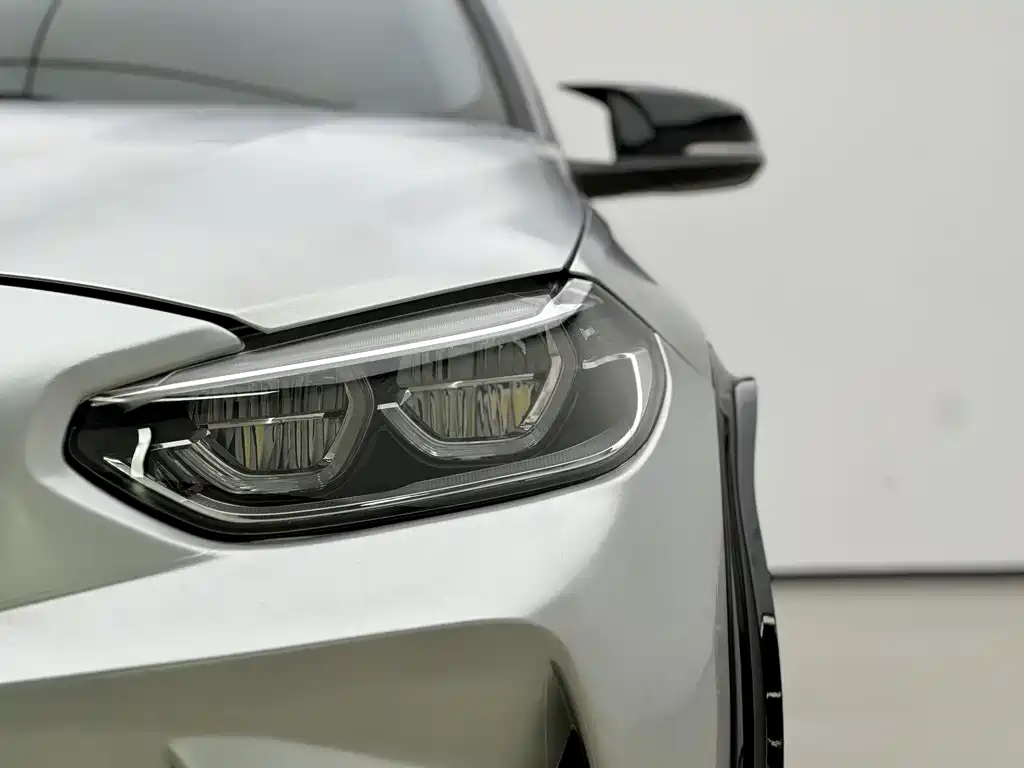 BMW 1 Series 2023 — фото 10