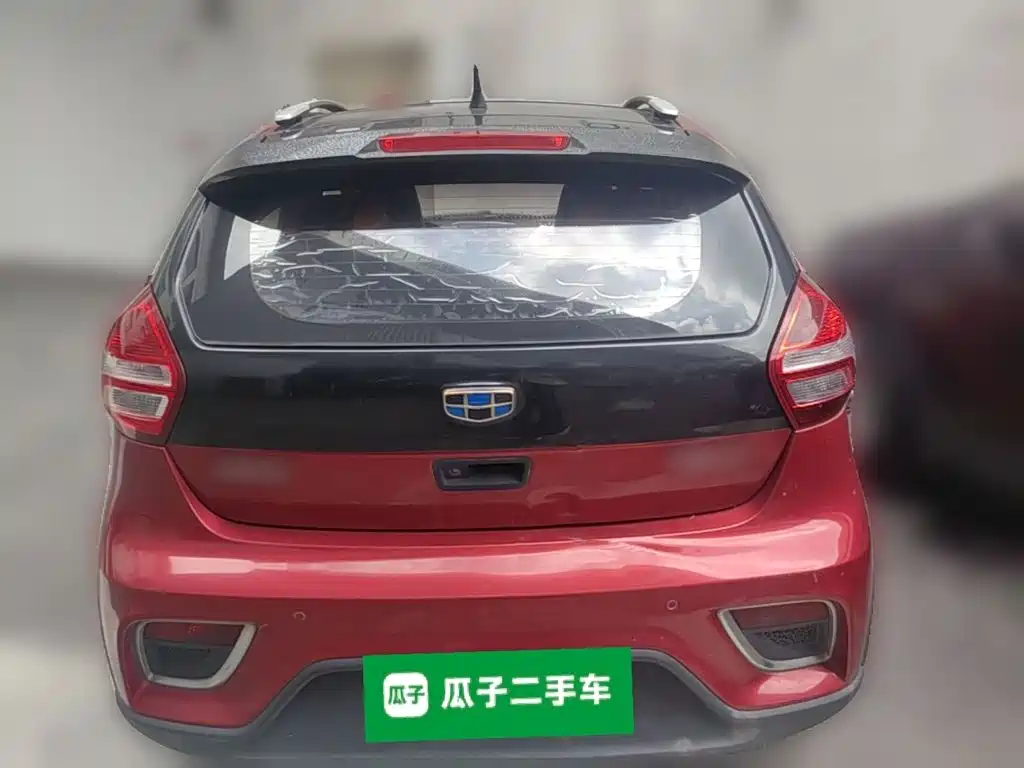 Geely Vision X1 2019 — фото 10