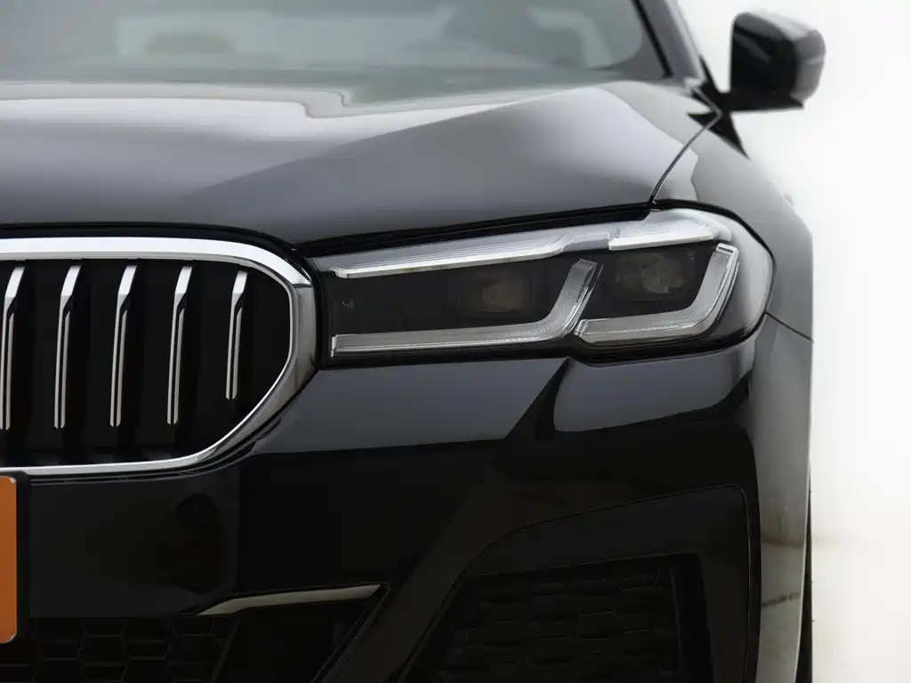 BMW 5 Series 2023