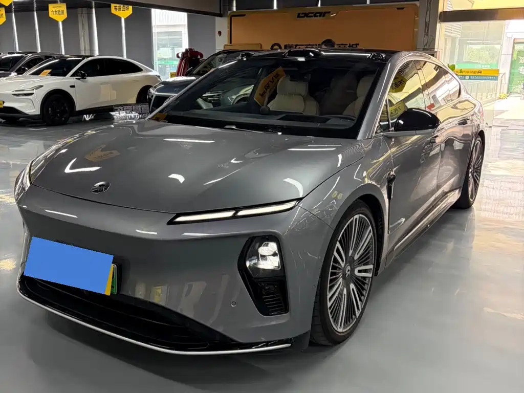 NIO ET9 2025