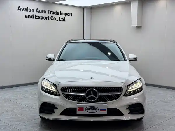 Mercedes-Benz C-Class 2022